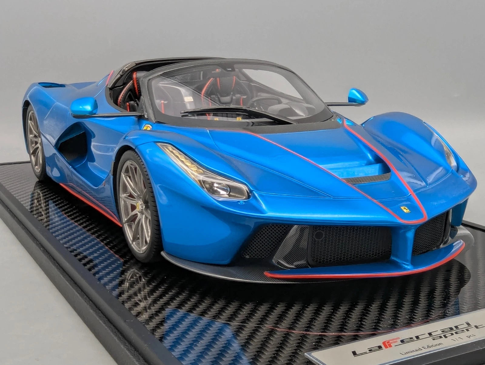 Modellautos 1:12 BBR Ferrari LaFerrari Aperta Blau UNIKAT Ltd. 01/01 Vitrine OVP
