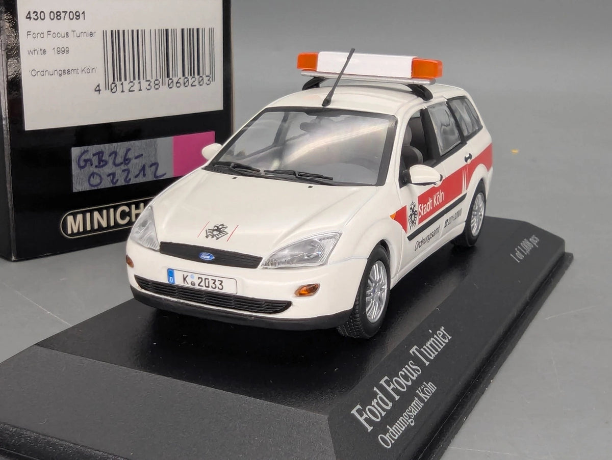 Modellautos 1:43 Minichamps Ford Focus Turnier 1999 Ordnungsamt Stadt Köln OVP