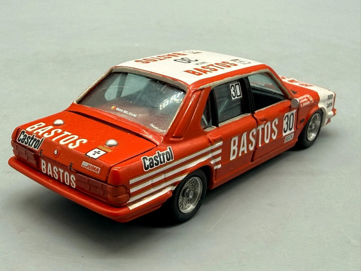 Modellautos 1:43 GAMA 1149 BMW 528i mit Karton