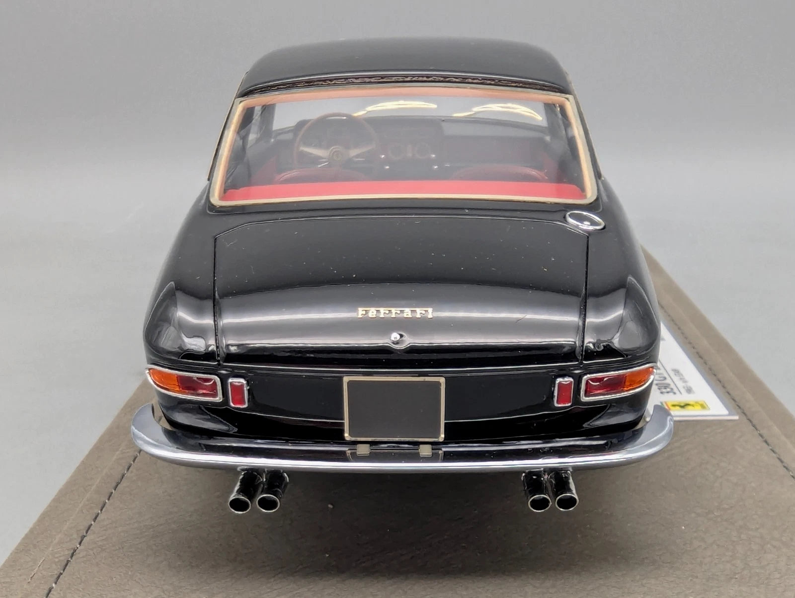 Modellautos 1:18 BBR Ferrari 330 GT 2+2 Limitiert 1/32 Lederplatte Vitrine OVP