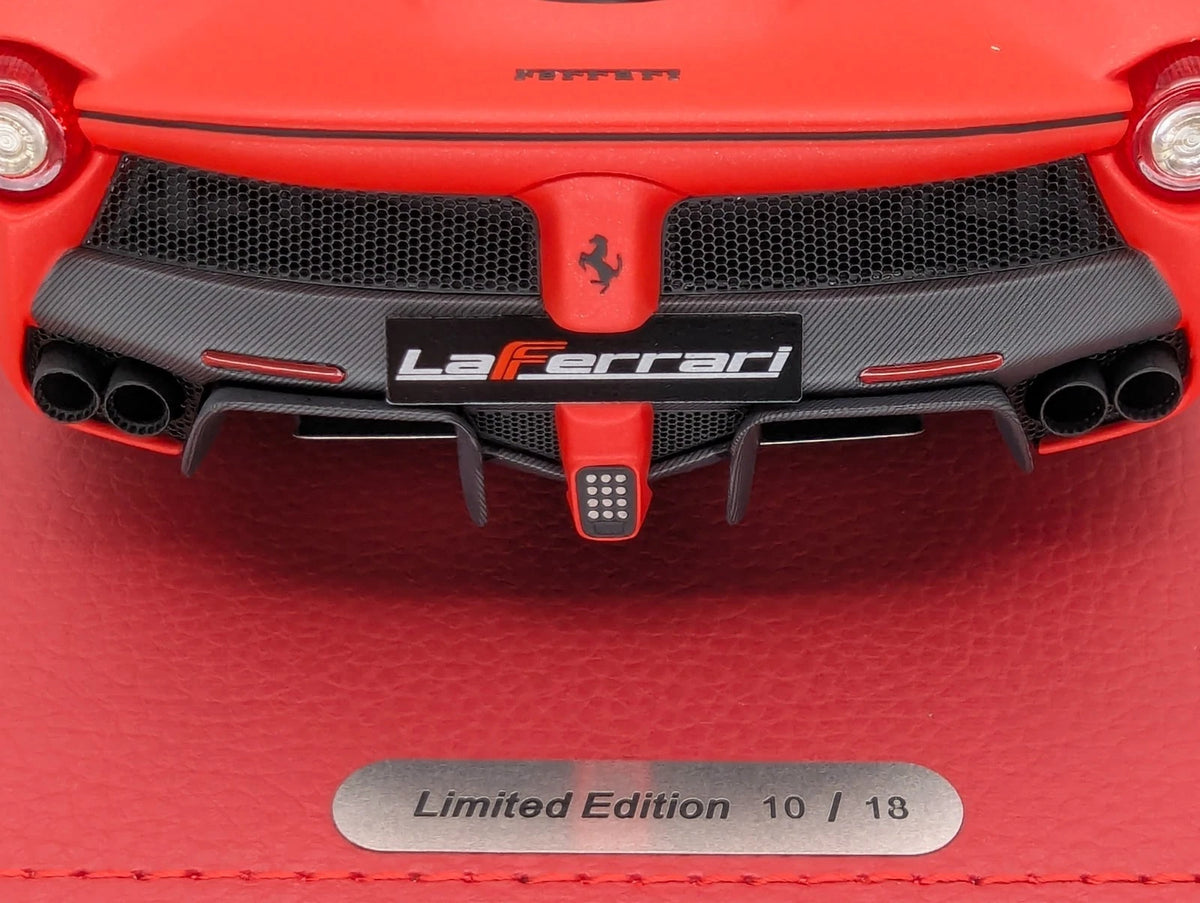Modellautos 1:18 BBR Ferrari LaFerrari Red SF90 Ltd 10/18 mit Vitine und OVP