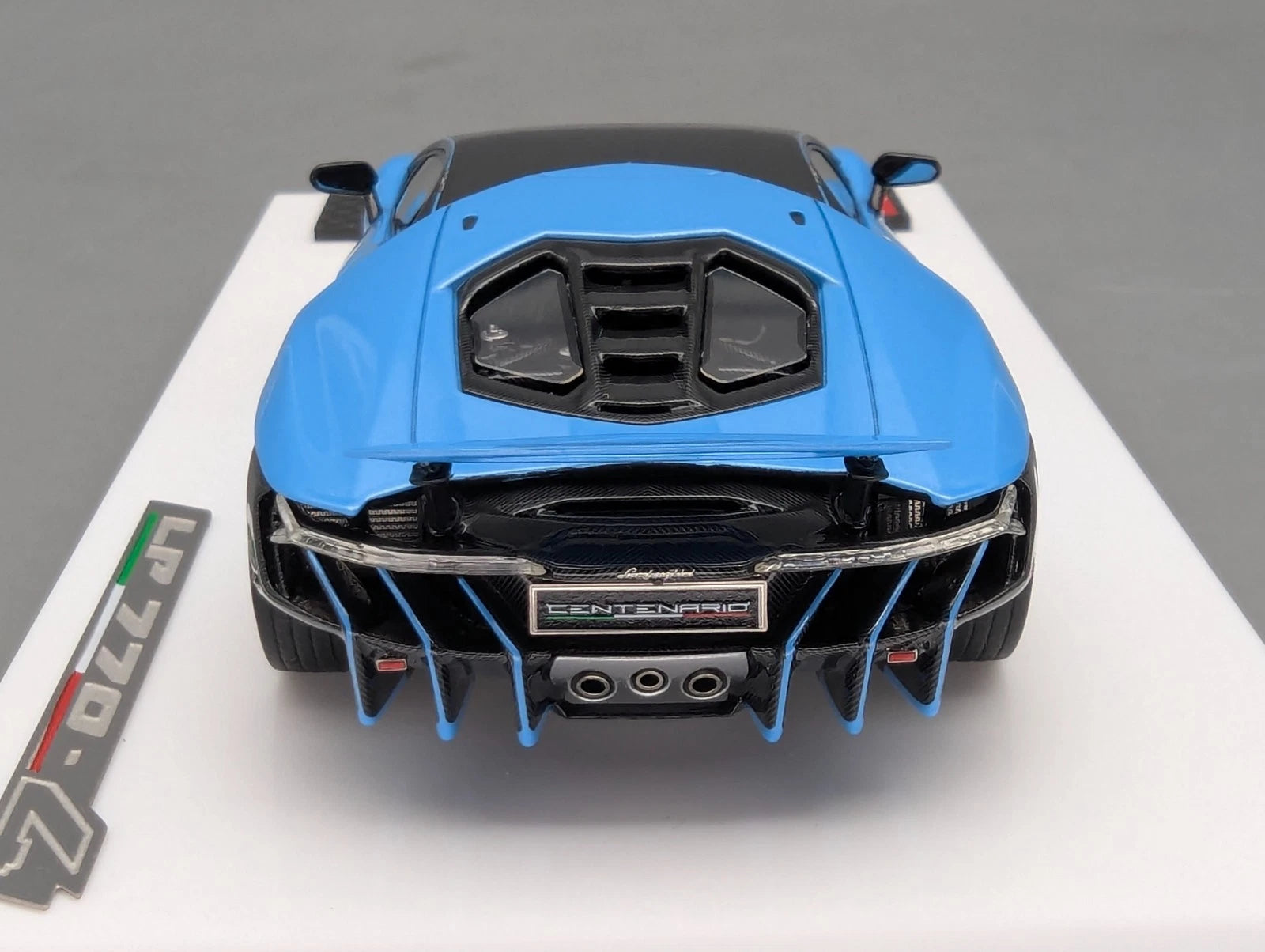 Eidolon Make Up 1:43 Lamborghini Centenario LP770-4 2016 15/80 Rear Wing Up OVP
