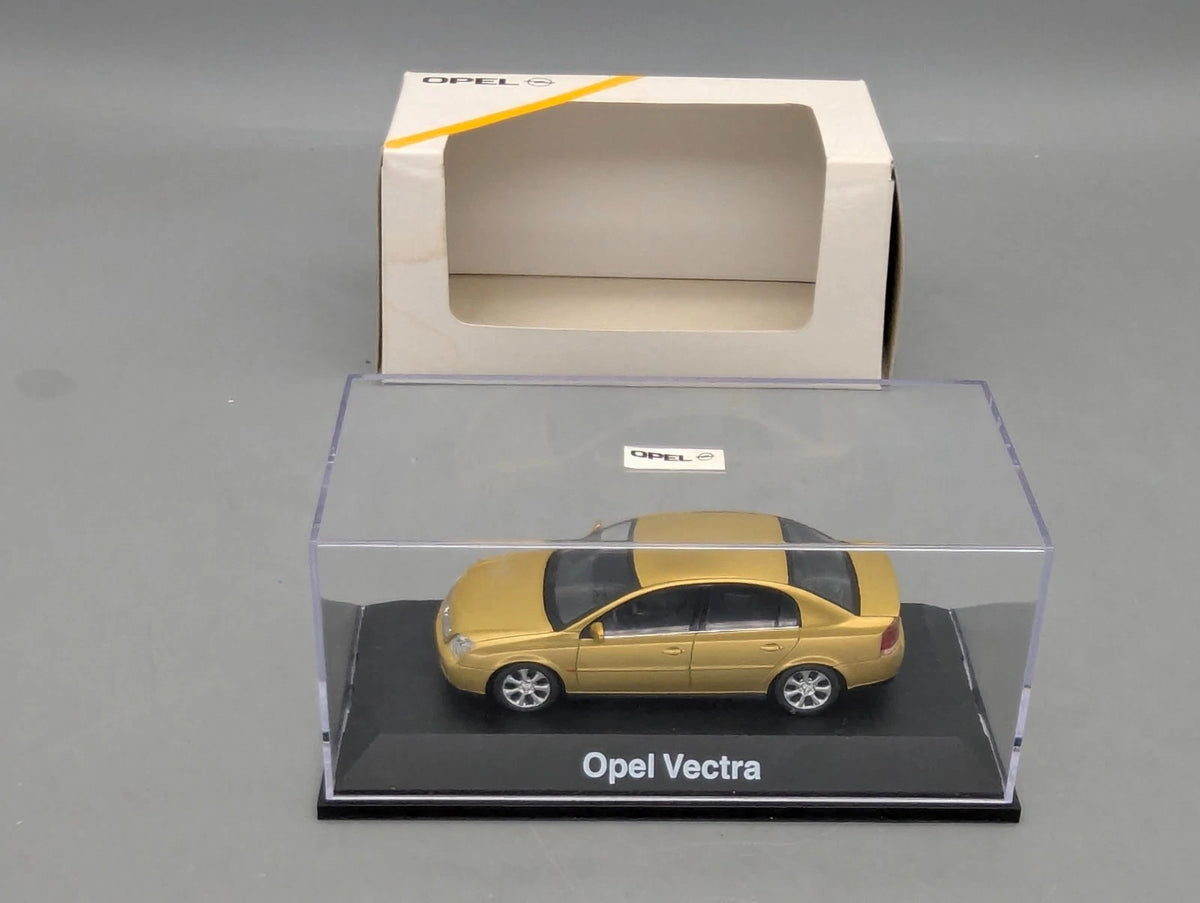 Modellautos 1:43 Schuco Opel Vectra Gold Metallic mit Dealer OVP