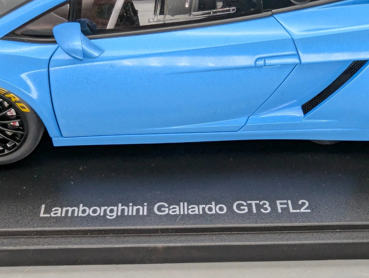 Modellautos 1:18 Autoart 81359 Lamborghini Gallardo GT3 FL2 2013 Blau mit OVP