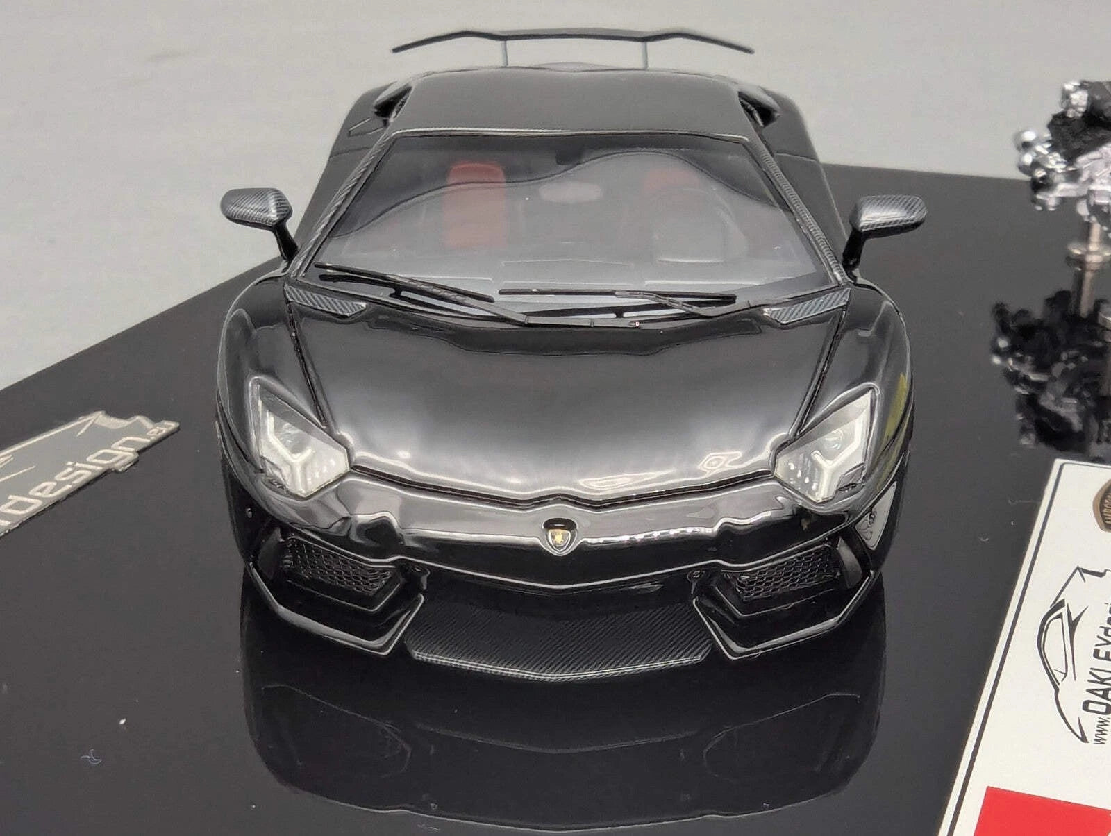 Eidolon Make Up 1:43 Lamborghini Aventador LP760-2 Engine Set Oakley Black OVP