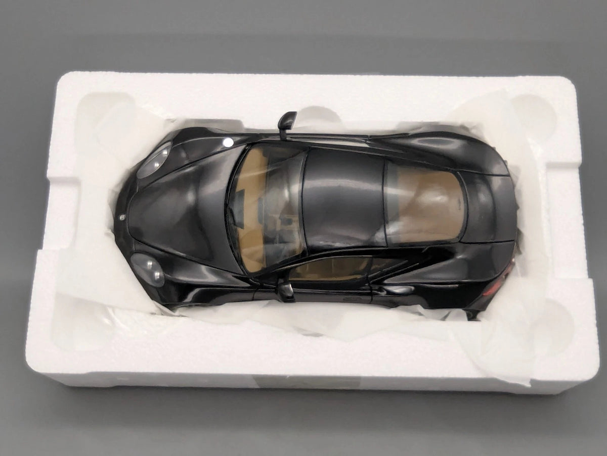 Modellautos 1:18 Revell Artega GT Nachtschwarz mit OVP