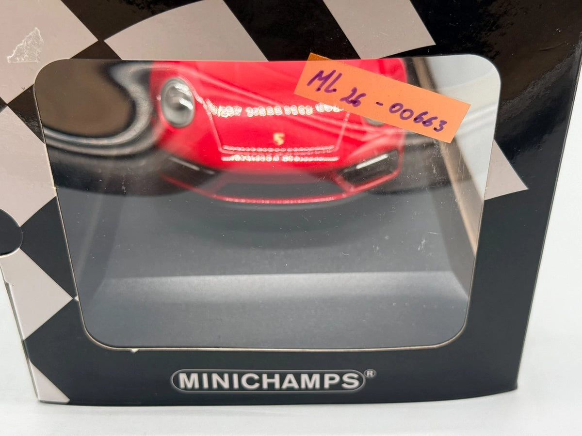 Modellautos 1:18 Minichamps Porsche 911 Targa 4 GTS mit OVP