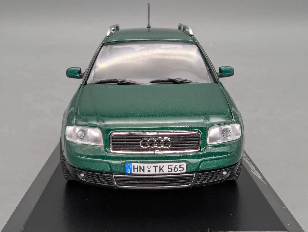 Modellautos 1:43 Minichamps Audi A6 Avant Grün Metallic mit Dealer OVP