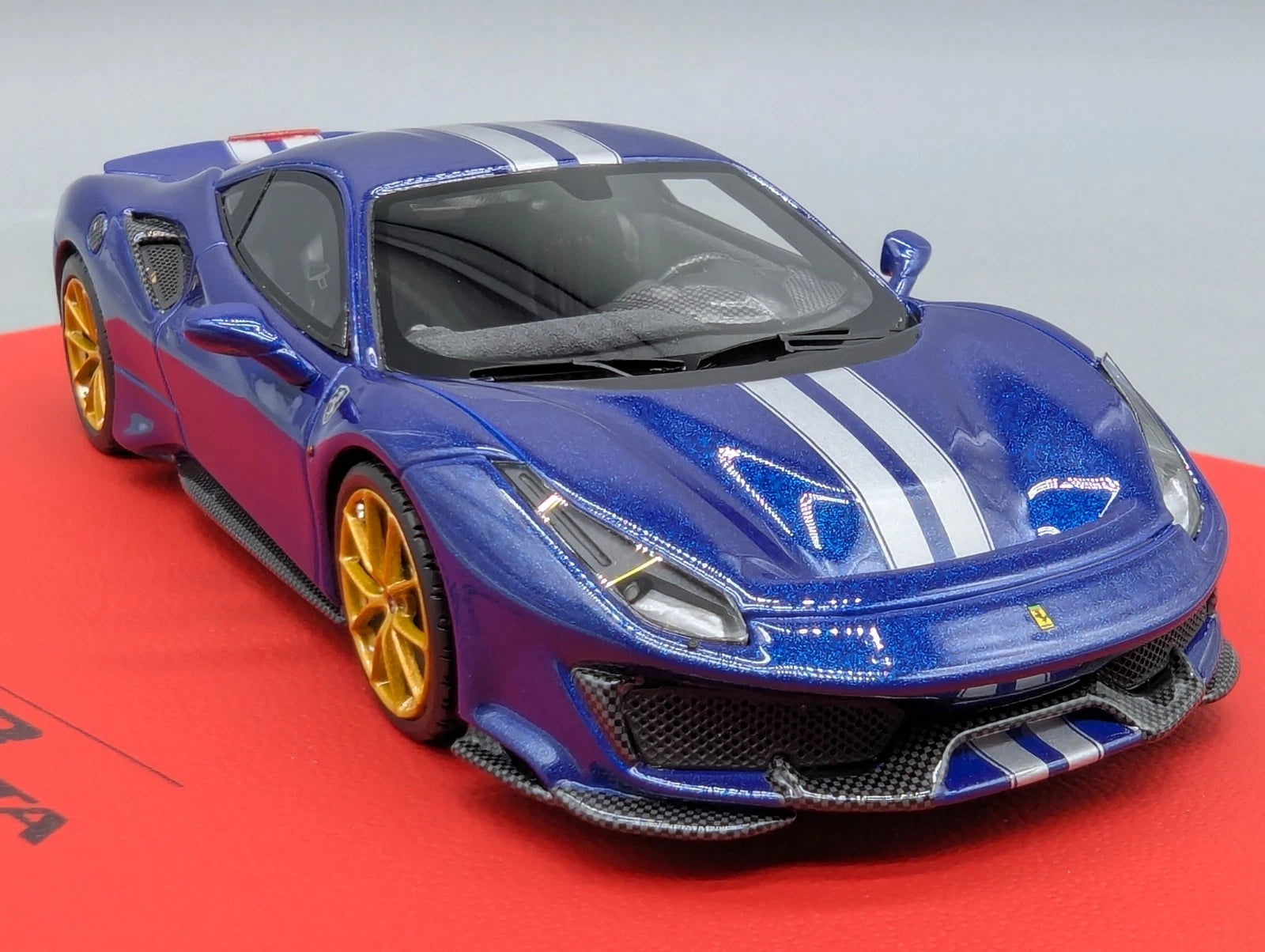 Modellautos 1:43 BBR Ferrari 488 Pista LHD Leirer CH Limited 1/5 Medium Base OVP