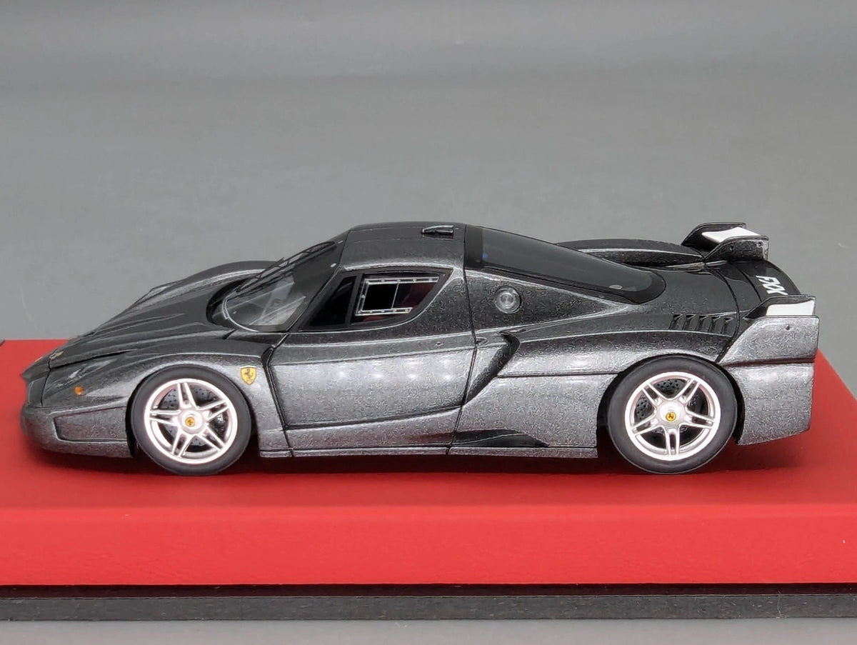 Modellautos 1:43 BBR Ferrari FXX  2006 Grau Met. Ltd 15/15 mit Vitrine und OVP