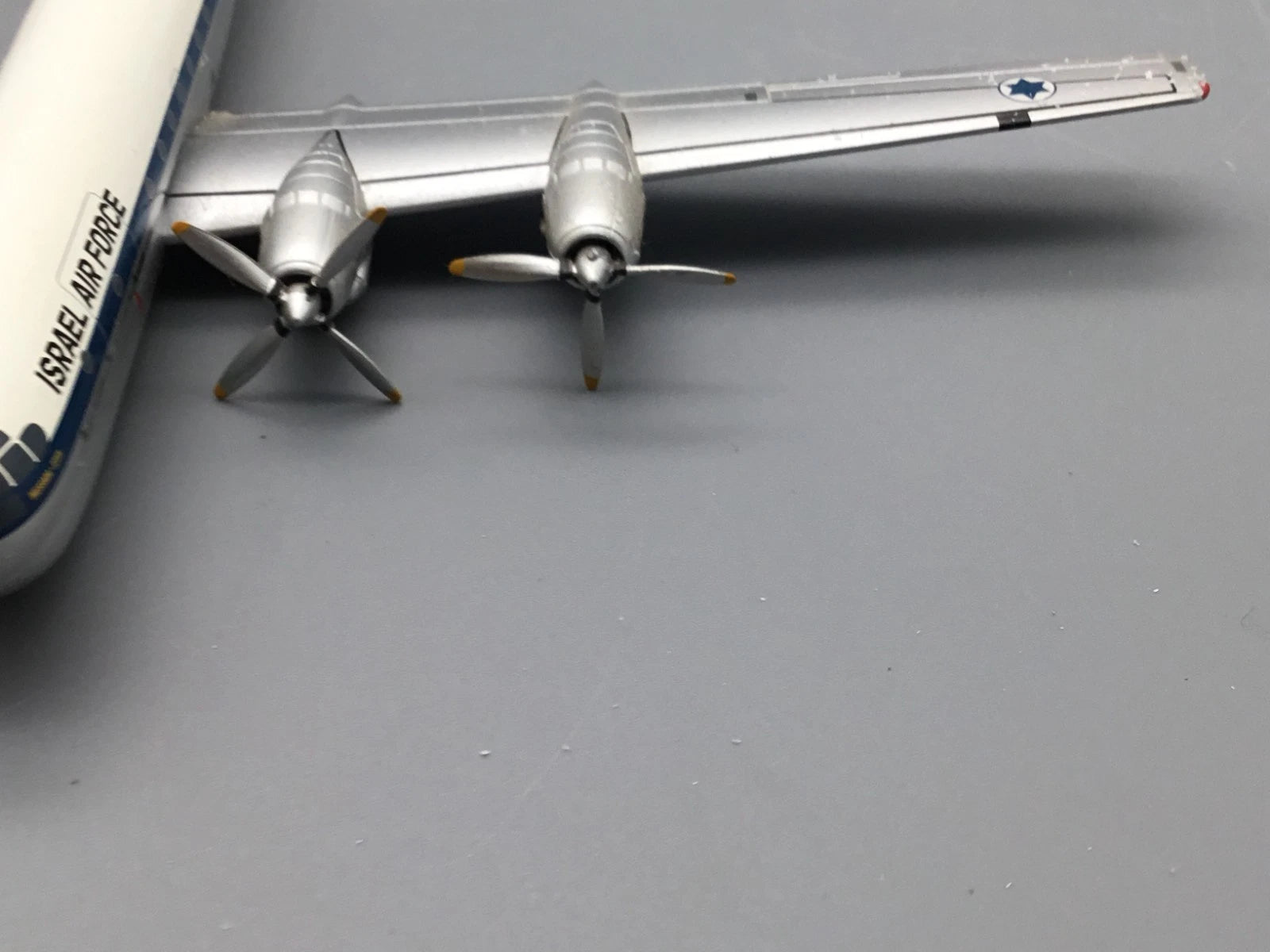 Flugzeugmodell 1:200 HM Hobbymaster Boeing 377 Israel Air Force Massada 1960 OVP