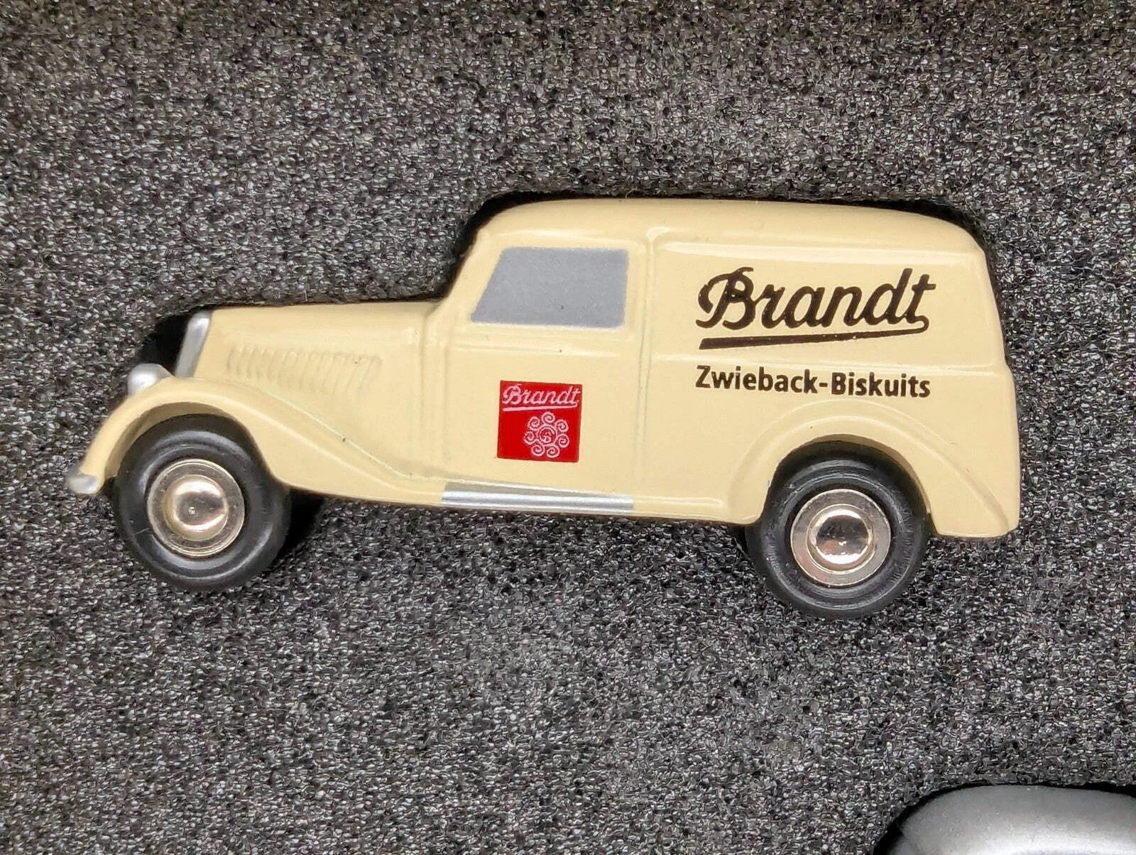 Modellautos 1:90 Schuco Piccolo-Set Brandt Zwieback 2-teilig mit OVP