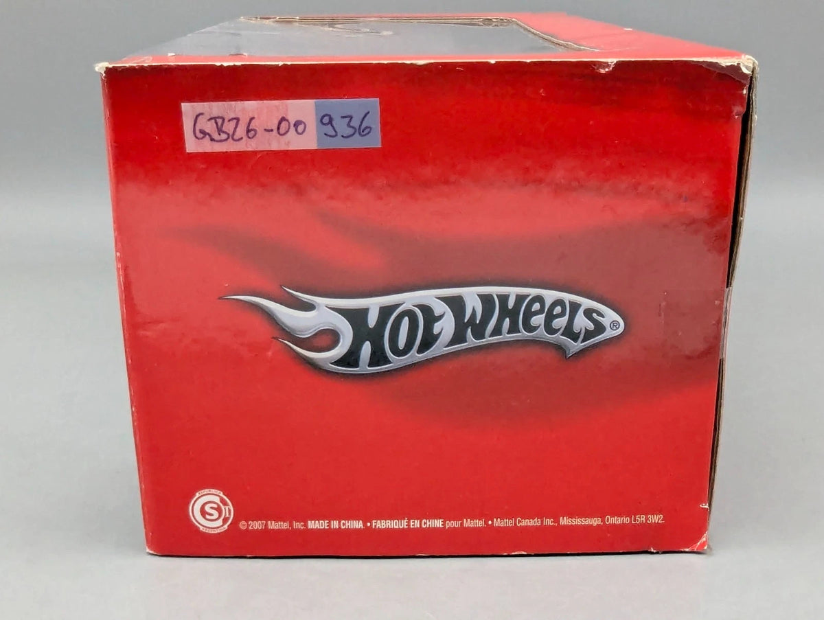 Modellautos 1:18 Hot Wheels Ferrari Mondial 8 Sondermodell 60 Jahre mit OVP