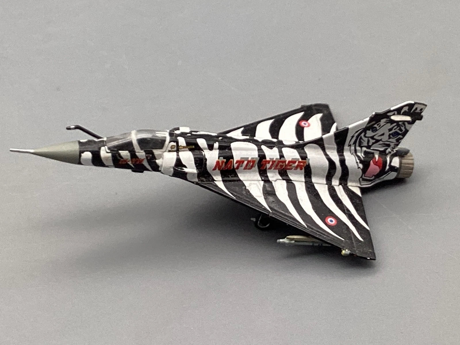 Flugzeug Modell 1:200 Hogan Wings M-Series Mirage 2000 Nato Tiger mit OVP
