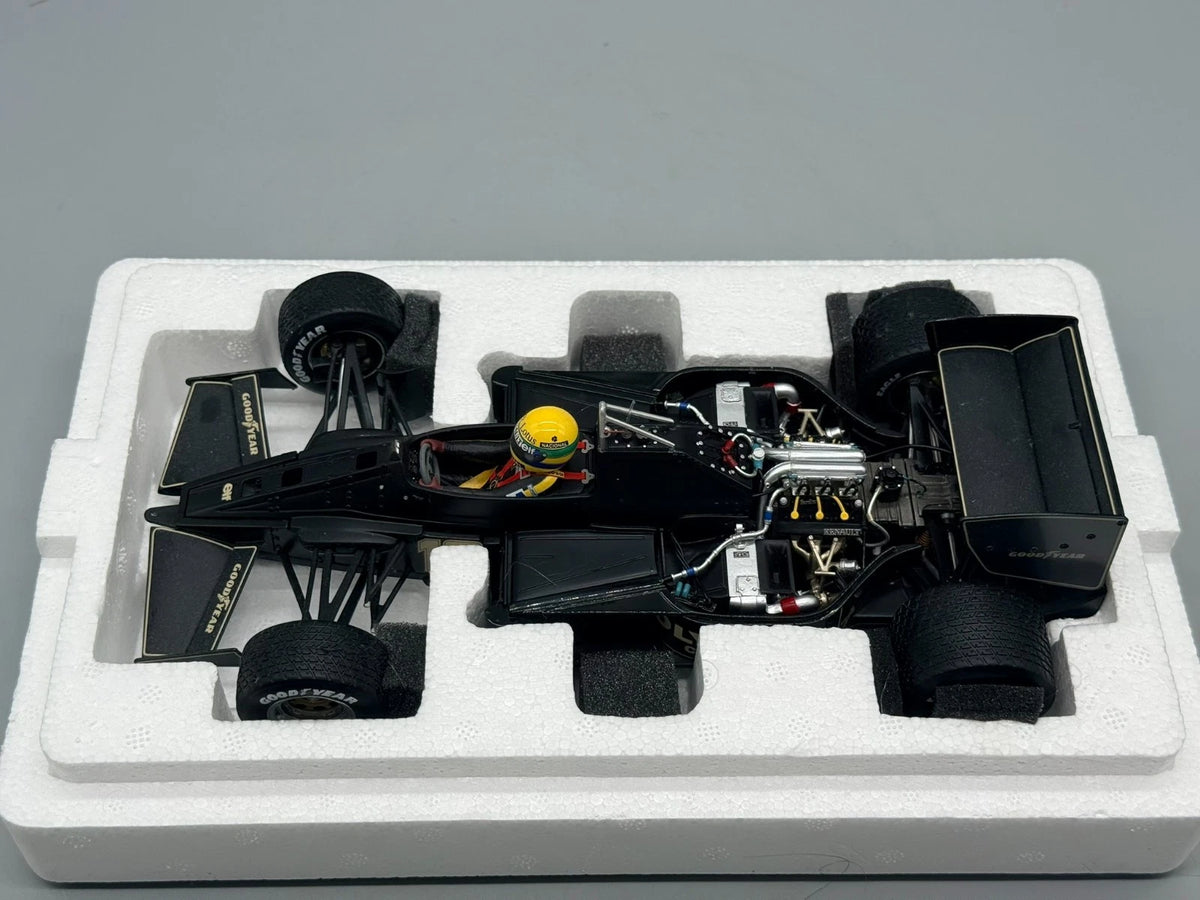 Modellautos 1:18 Premium X Lotus 97T mit OVP