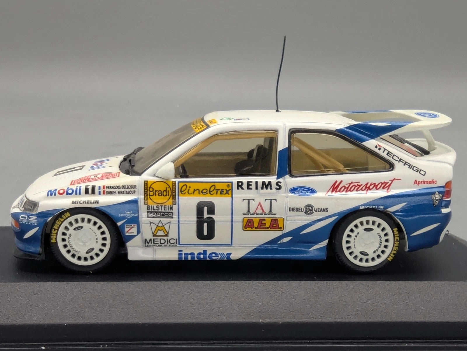 Modellautos 1:43 Minichamps Ford Escort Cosworth WINNER RMC 1994 #6 OVP