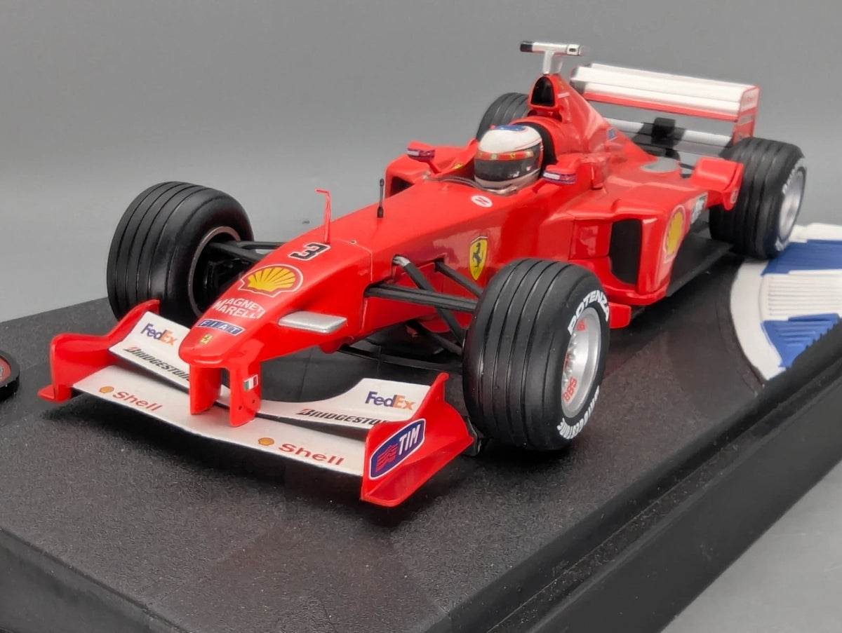 Modellautos 1:18 Hot Wheels Racing 26697 Ferrari F1-2000 #3 M Schumacher OVP