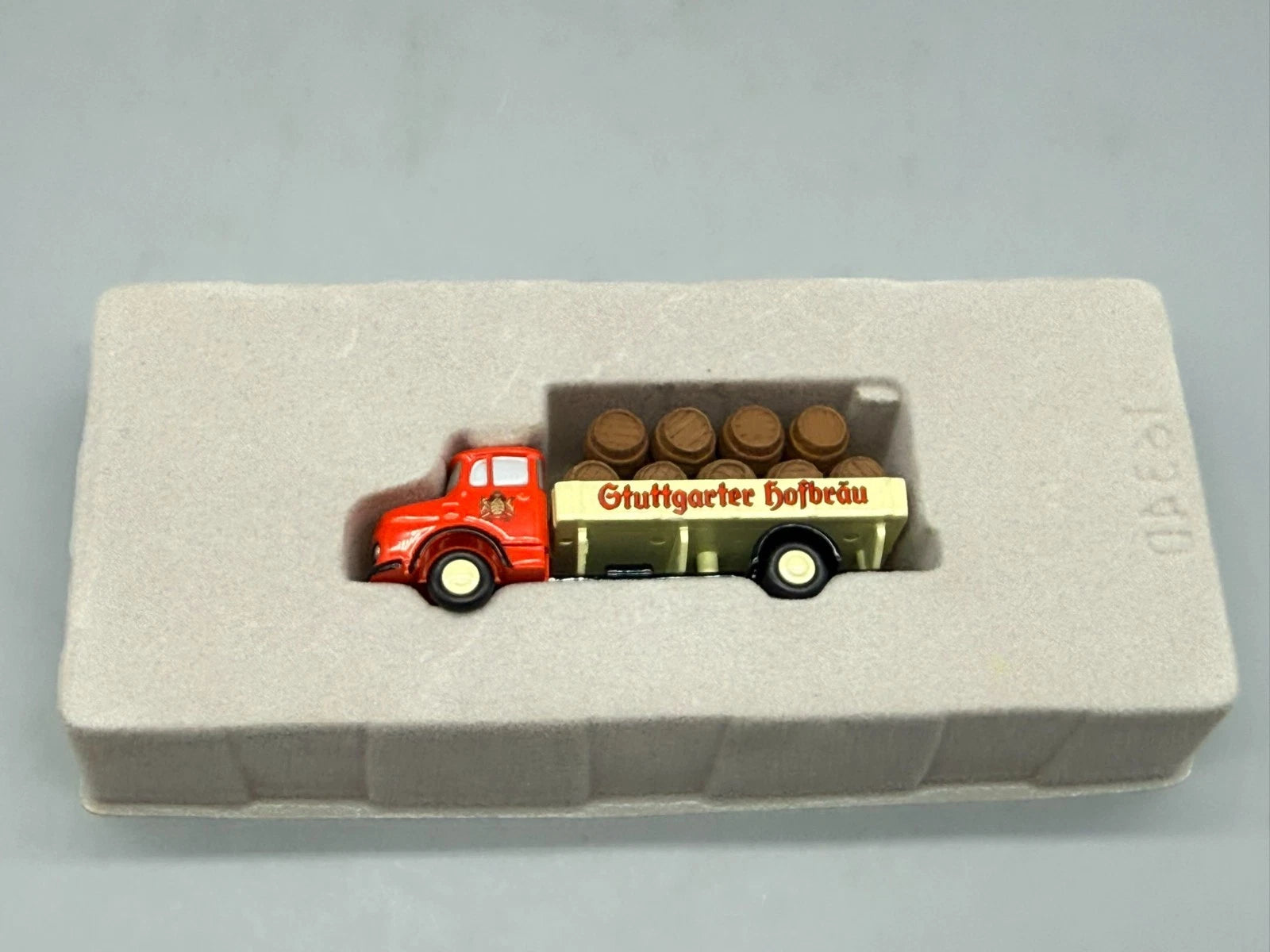 Modellautos 1:90 Schuco Piccolo 2er-Set Mercedes Stuttgarter Hofbräu in OVP