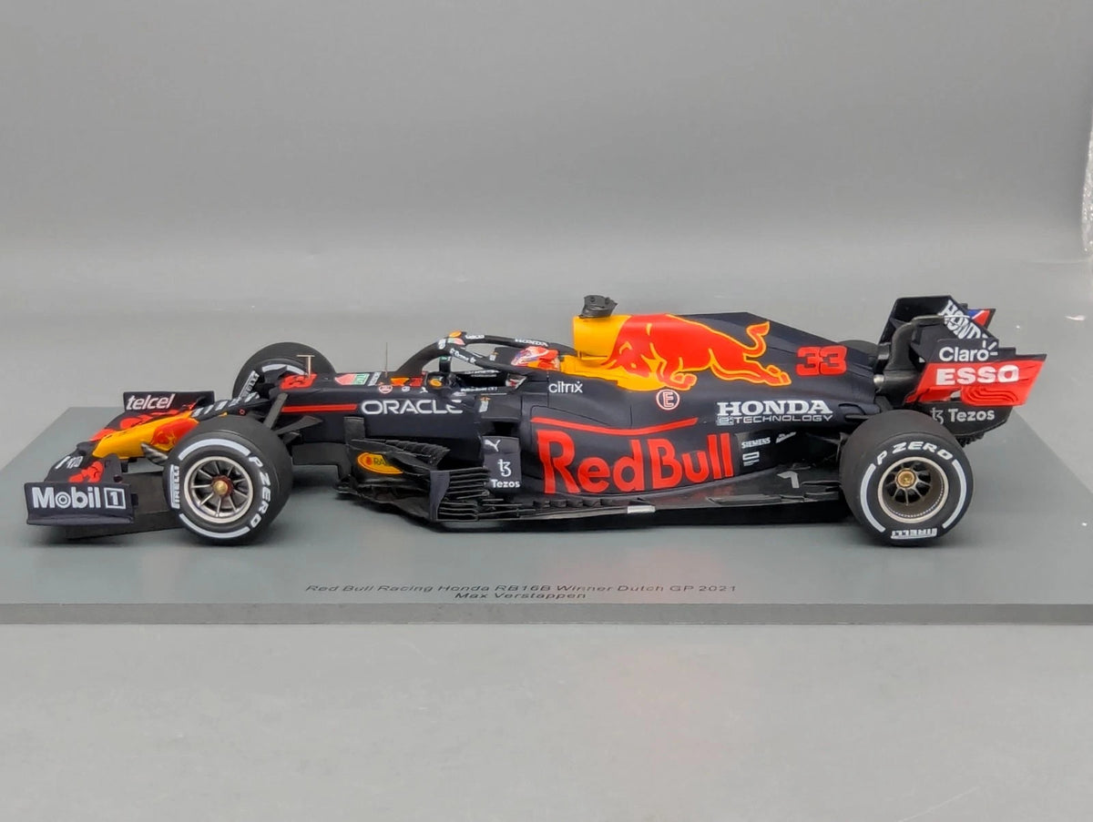 Modellautos 1:18 Spark Honda  Red Bull RB16B WINNER  NL 2021 #33 Verstappen OVP