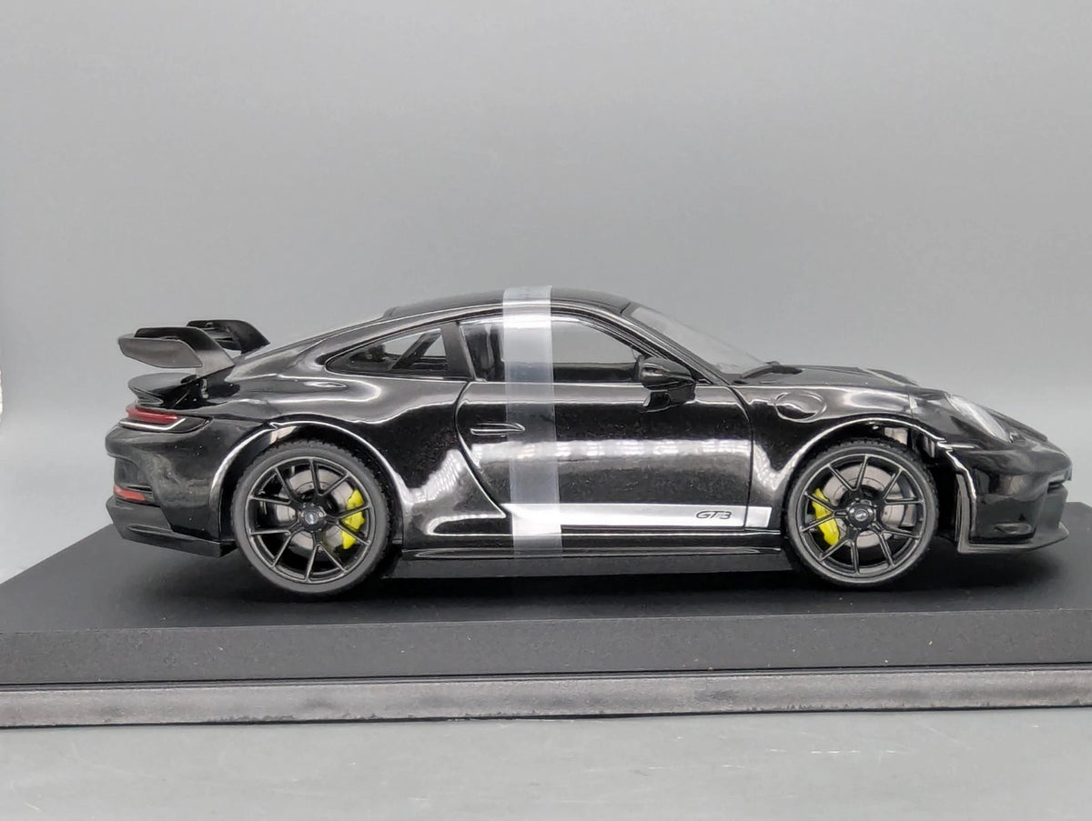 Modellautos 1:18 Maisto Porsche 911 GT3 Schwarz mit OVP