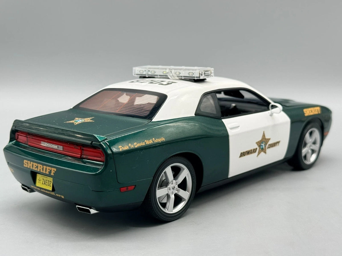 Modellautos 1:18 ACME Dodge Challenger 2009 Broward County limitiert mit OPV