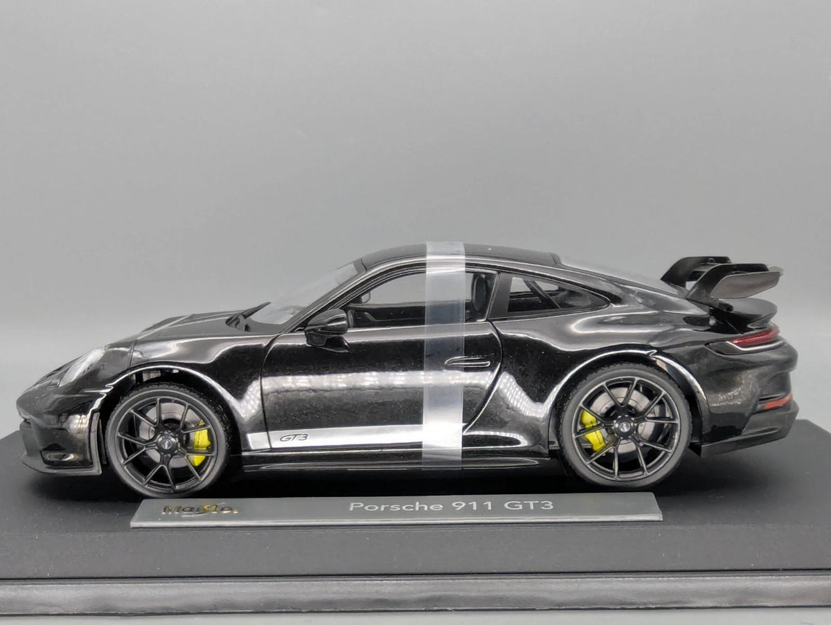 Modellautos 1:18 Maisto Porsche 911 GT3 Schwarz mit OVP