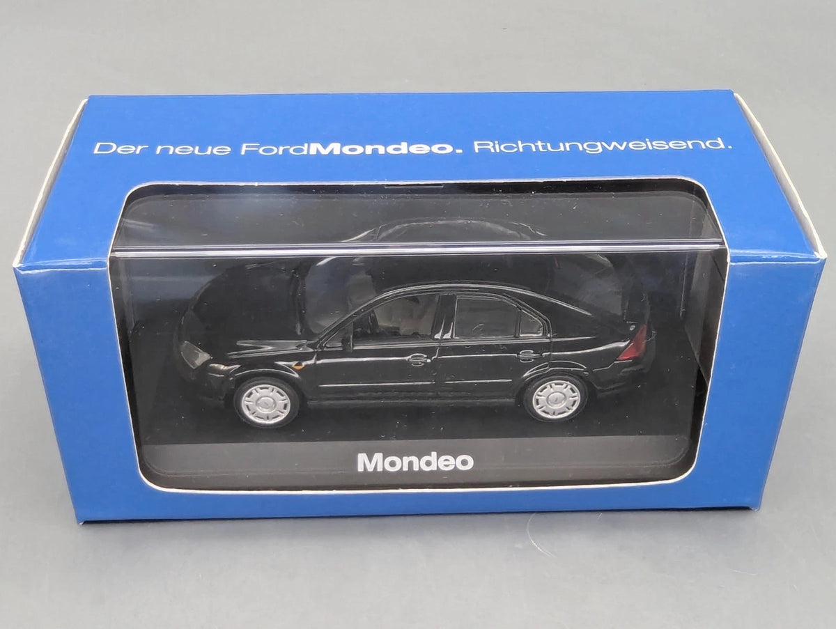 Modellautos 1:43 Minichamps Ford Mondeo Schwarz mit Dealer OVP
