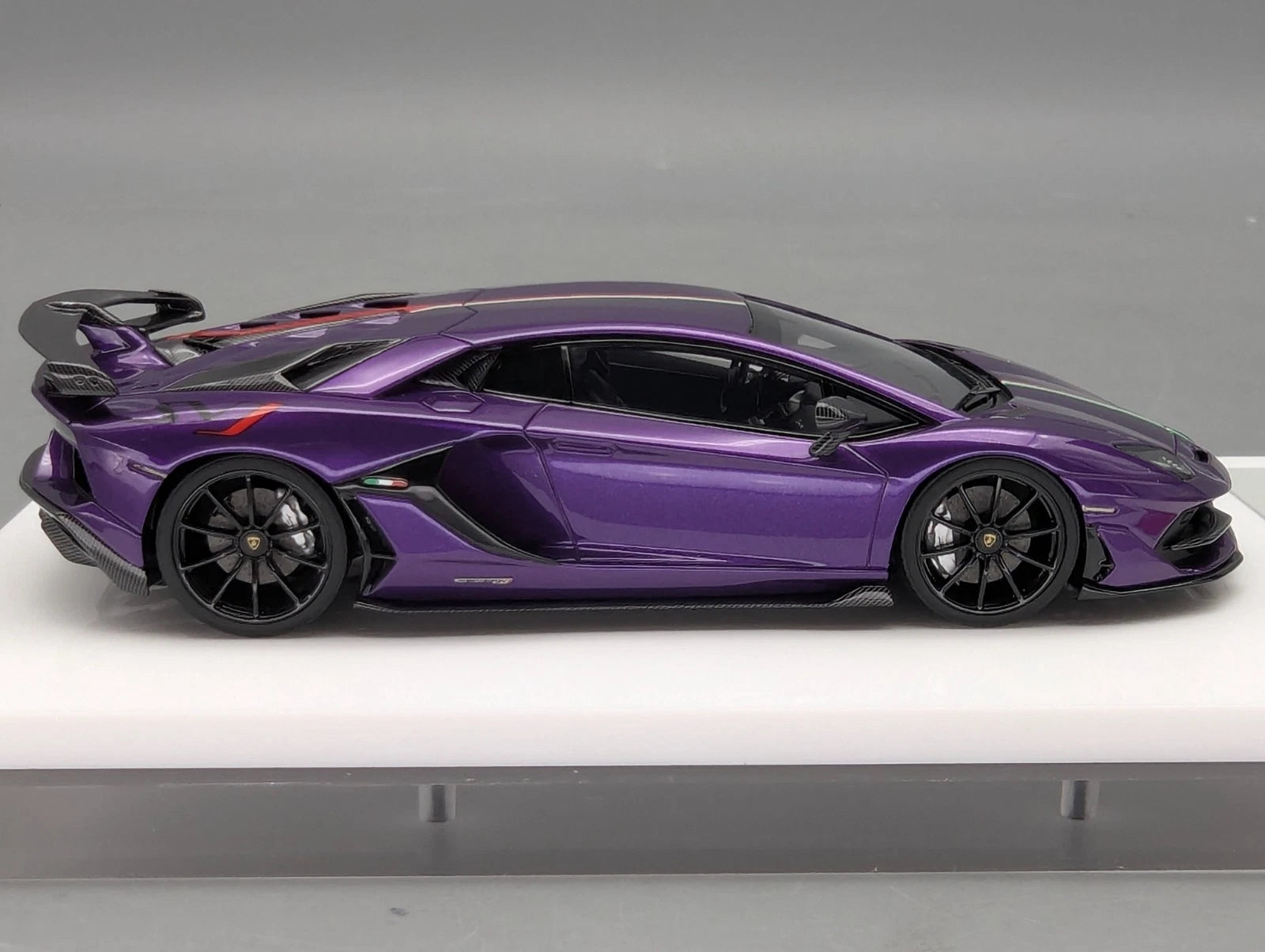 Eidolon Make Up 1:43 Lamborghini Aventador SVJ 2018 Limited 49/80 Viola Pas. OVP