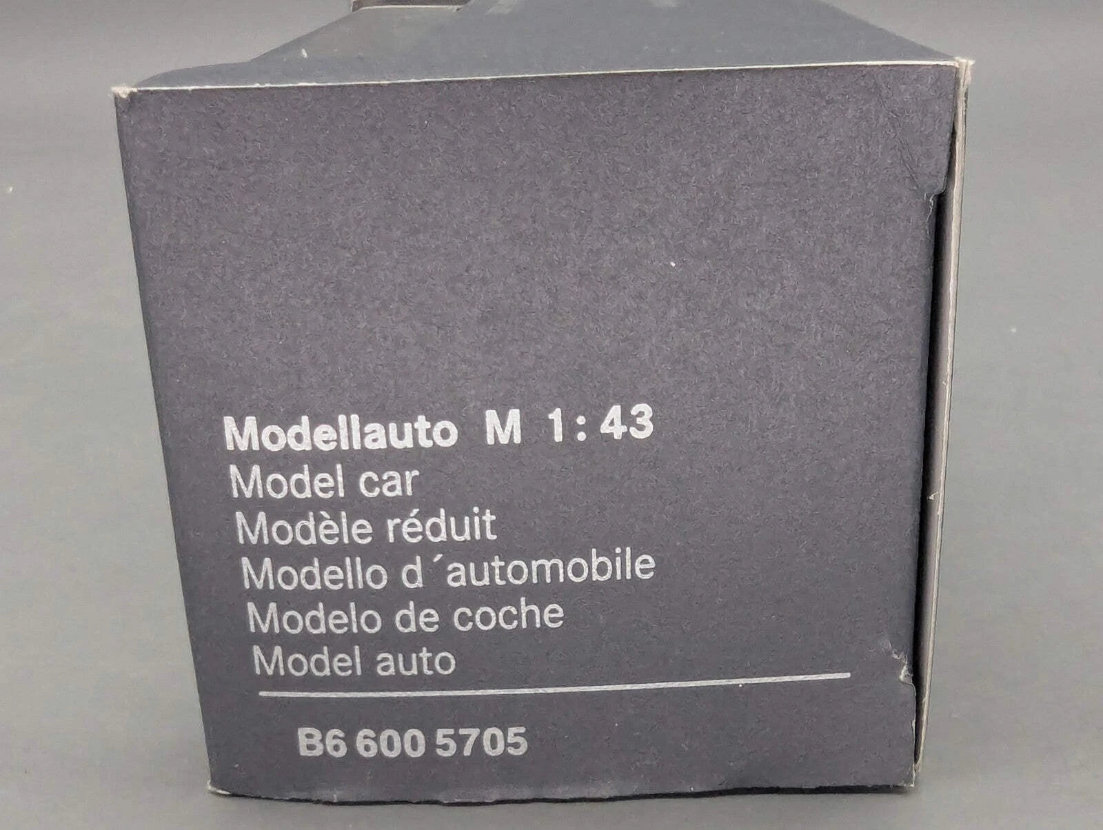 Modellautos 1:43 Minichamps Mercedes Benz C220 Hellblau Metallic mit Dealer OVP