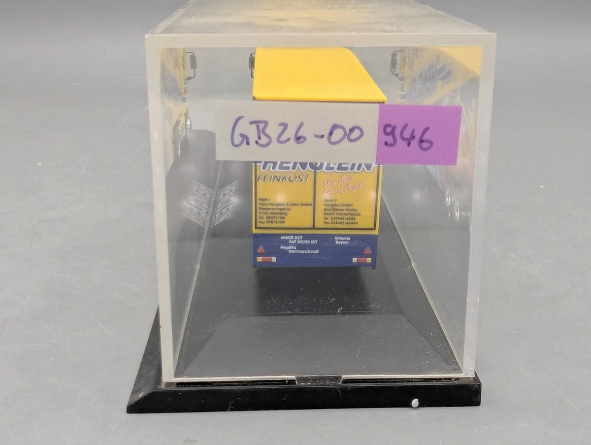Lkw Modell 1:87 Herpa Mercedes Benz Actros Euro-KK-SZ Henglein mit Vitrine