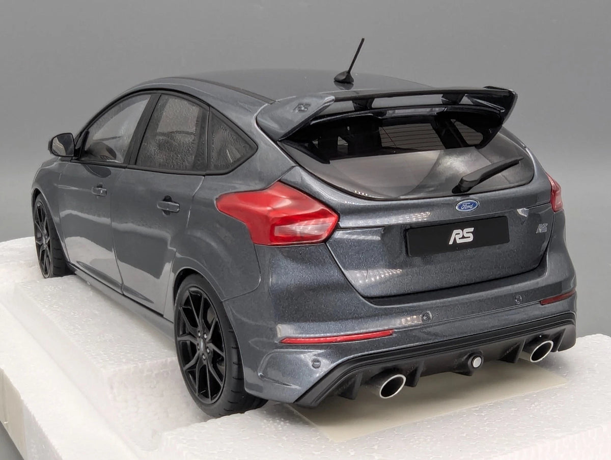 Modellautos 1:18 AUTOart 72954 Ford Focus RS 2016 Stealth Grey mit OVP