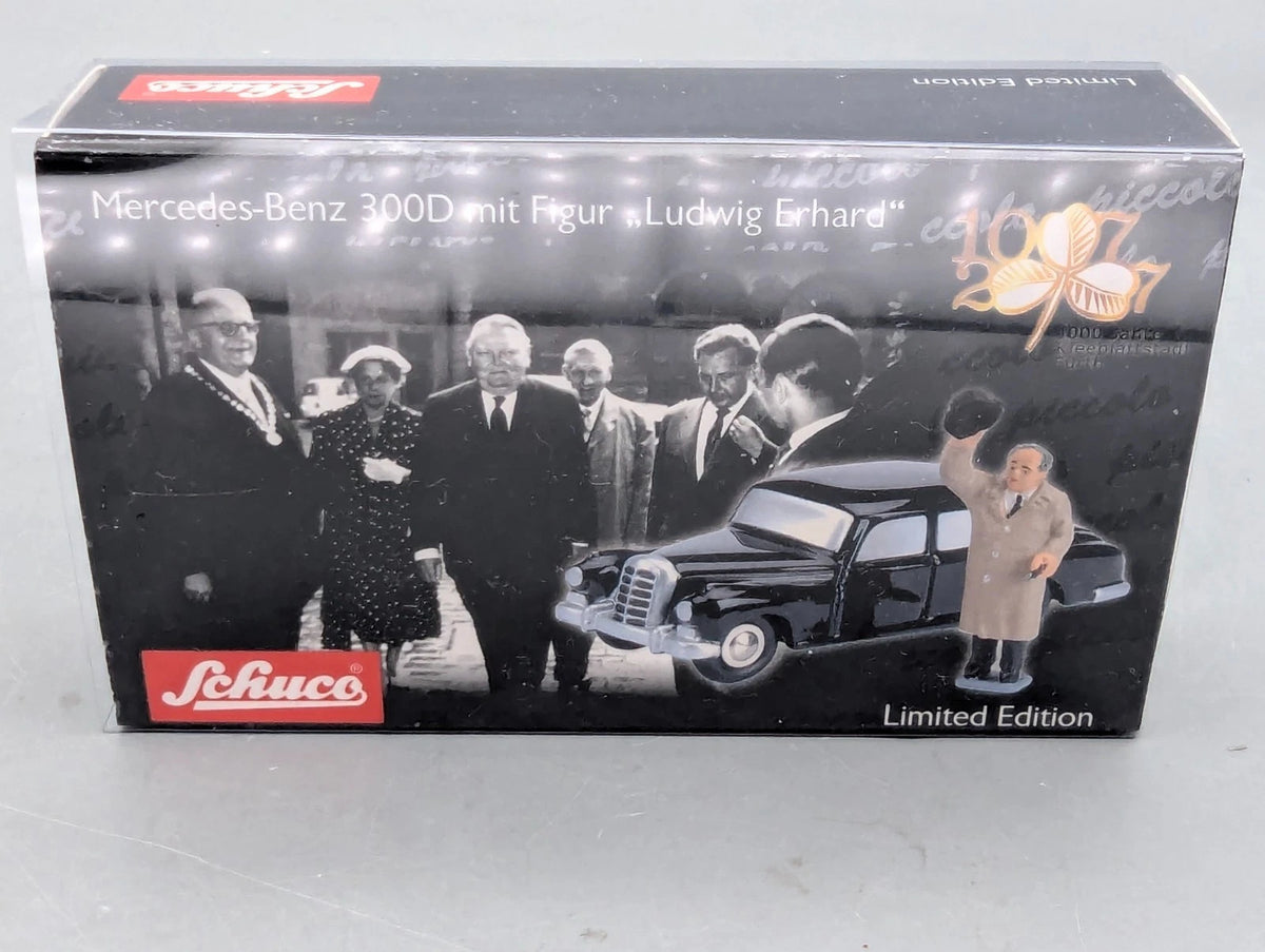 Modellautos 1:90 Schuco Piccolo Mercedes Benz 300D + Figur Ludwig Erhard mit OVP