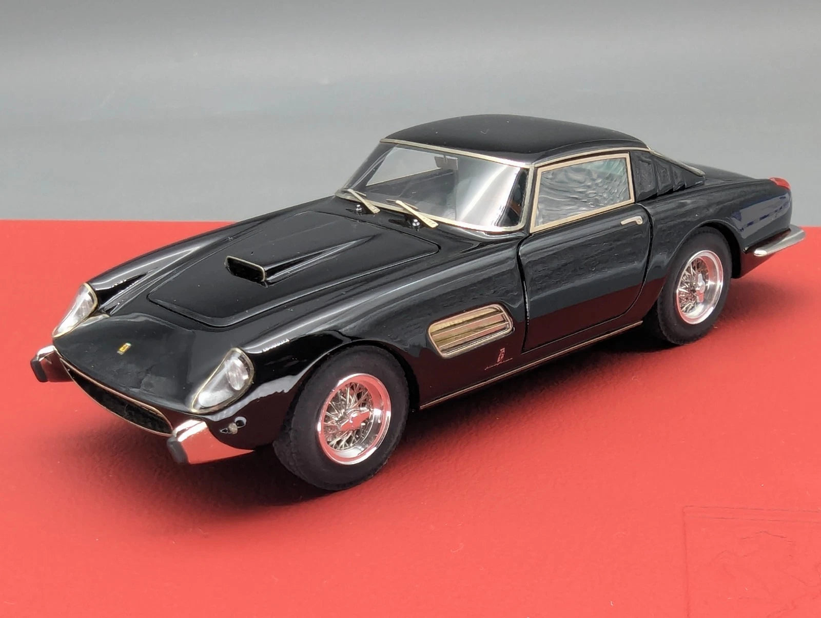 Modellautos 1:43 BBR Ferrari 4.9 Superfast und 250GT Special Limitiert 01/10 OVP