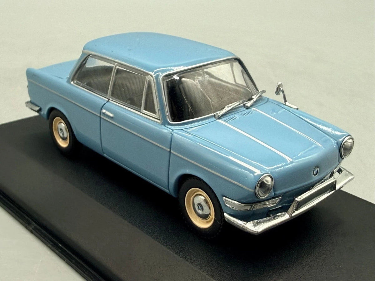 Modellautos 1:43 Minichamps BMW 700 mit OVP