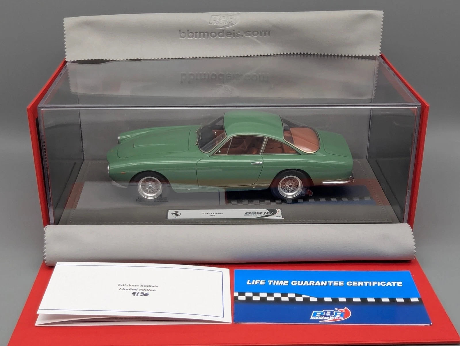 Modellautos 1:18 BBR Ferrari 250 Lusso 1963 Pastel Green 09/36 Stück mit OVP