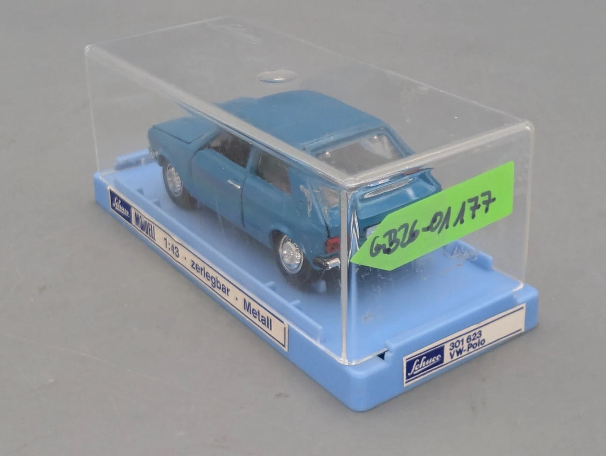 Modellautos 1:43 Schuco 301623 Volkswagen VW Polo in Original Schuco Vitrine