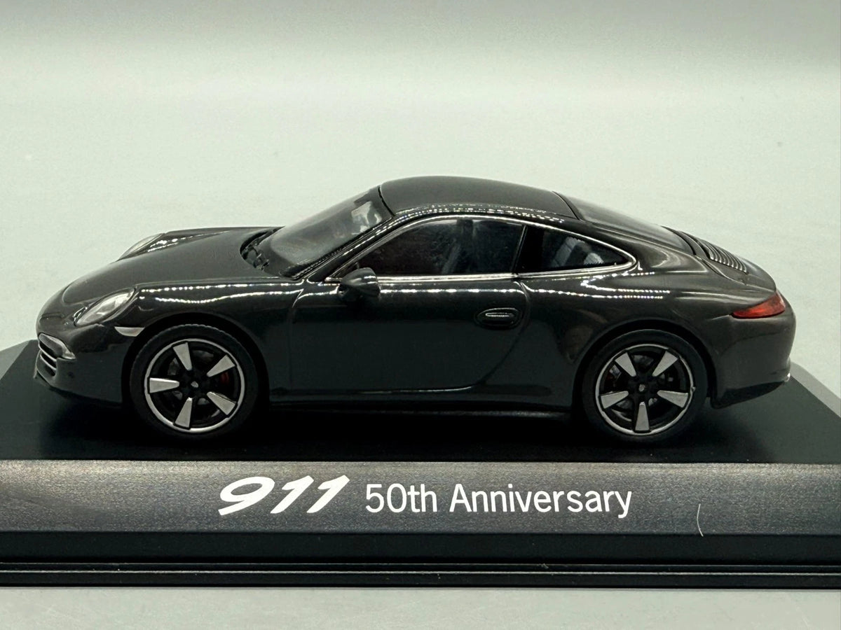 Modellautos 1:43 Welly Porsche 911 50th Anniversary mit OVP
