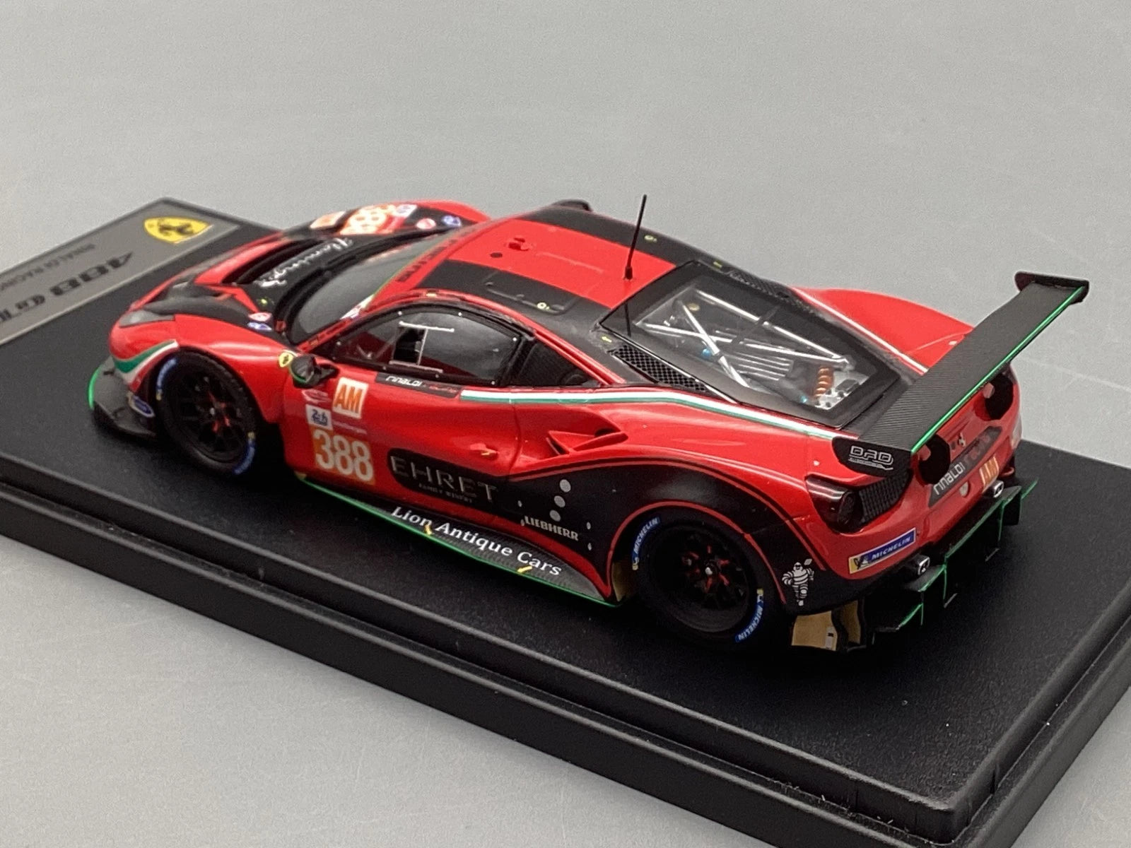 Modellautos 1:43 LookSmart Ferrari 488 GTE Rinaldi Racing #388 mit OVP