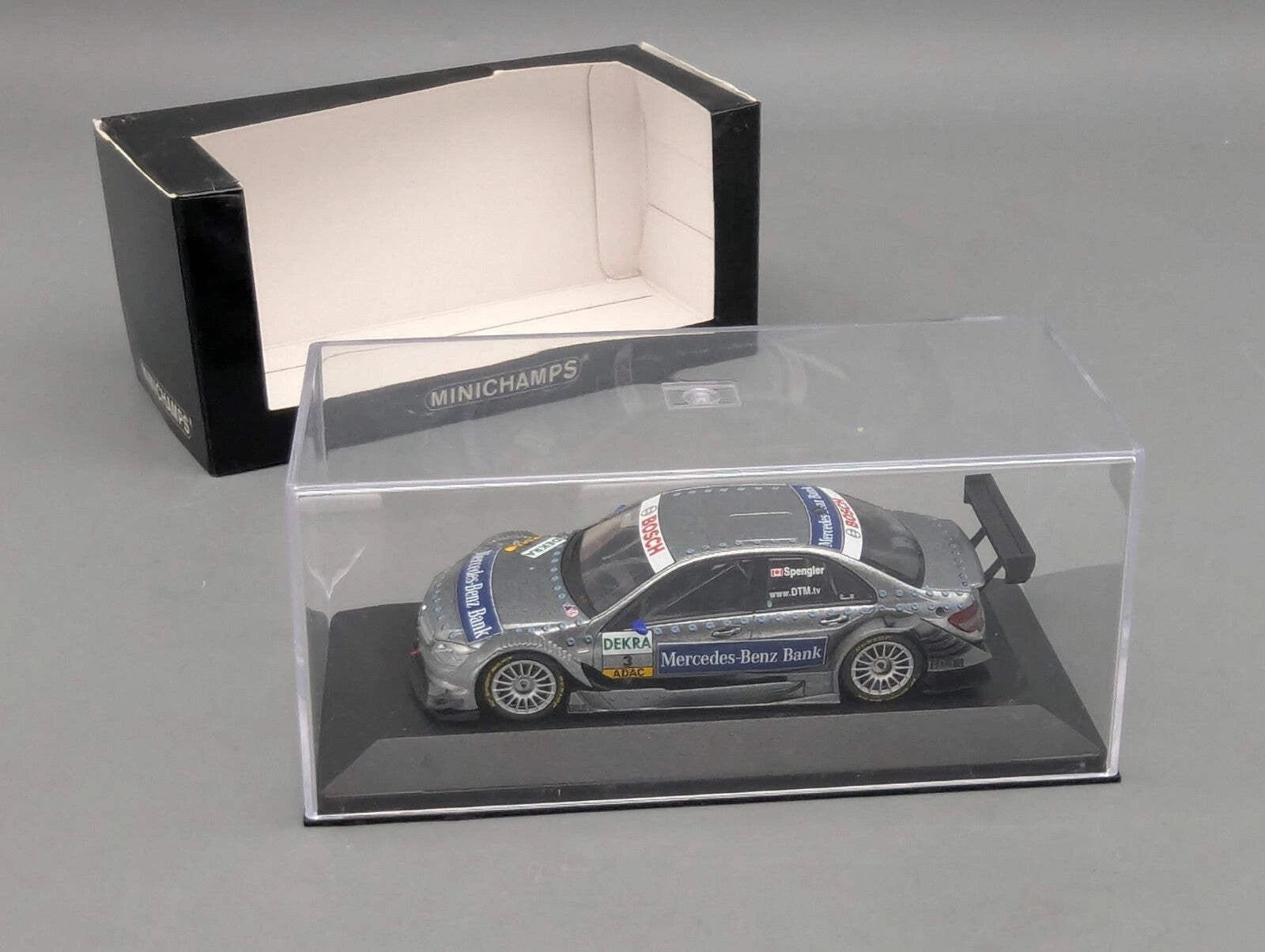 Modellautos 1:43 Minichamps Mercedes Benz C-Klasse DTM 2008 #3 B. Spengler OVP