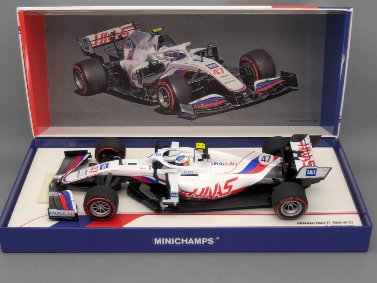 Modellautos 1:18 Minichamps Haas F1 Team VF-21 NL 2021 #47 Mick Schumacher OVP