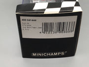 Modellautos 1:43 Minichamps Audi A4 DTM 2004 E. Pirro #44 in OVP