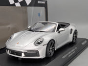 Modellautos 1:18 Minichamps Porsche 911 turbo S Cabriolet 2020 Silber mit OVP