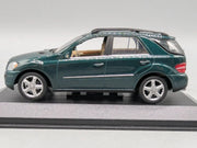 Modellautos 1:43 Minichamps Mercedes Benz M Klasse ML 500 W164 2005 Grün mit OVP