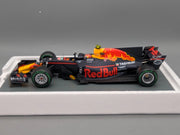 Modellautos 1:18 Spark Red Bull RB13 3rd Chinese GP 2017 #33 Verstappen OVP