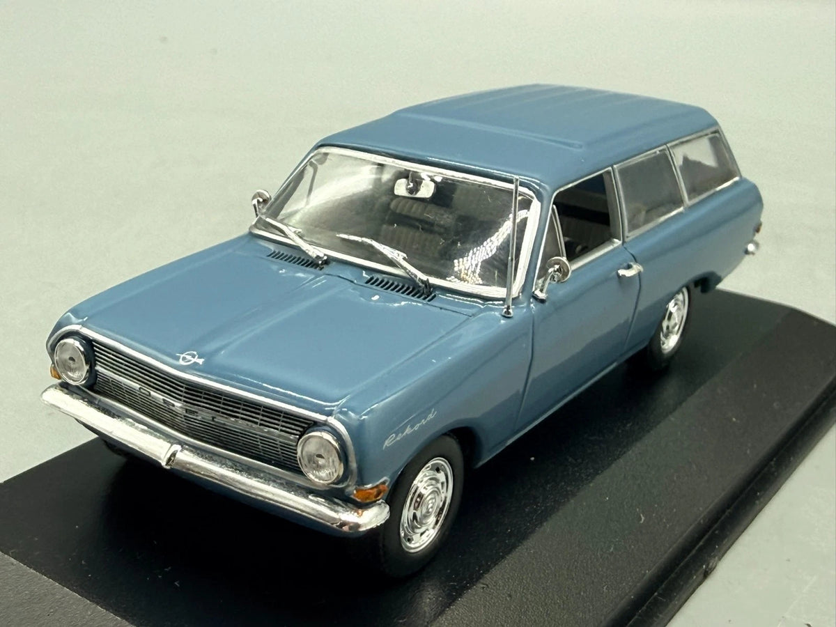 Modellautos 1:43 Minichamps Opel Rekord A Caravan mit OVP