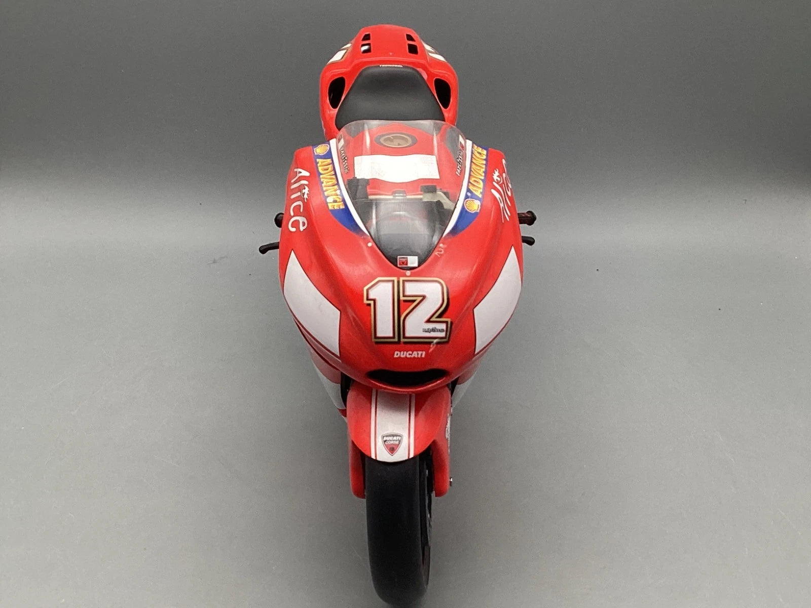 Motorrad Modell 1:6 Minichamps Ducati Desmosedici MotoGP 2004 Troy Bayliss OVP