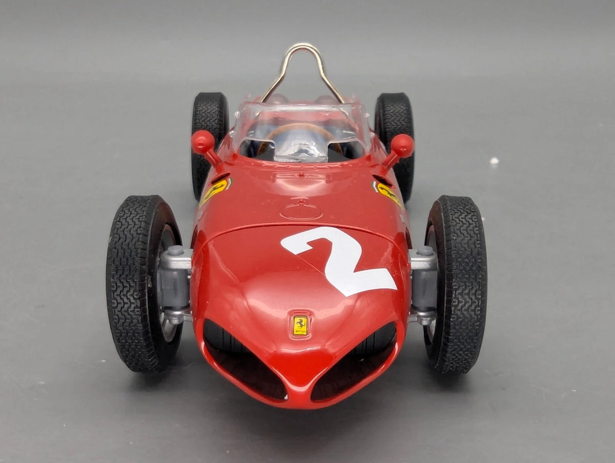 Modellautos 1:18 CMR 166 Ferrari Dino 156 Sharknose Weltmeister 1961 #2 Hill OVP