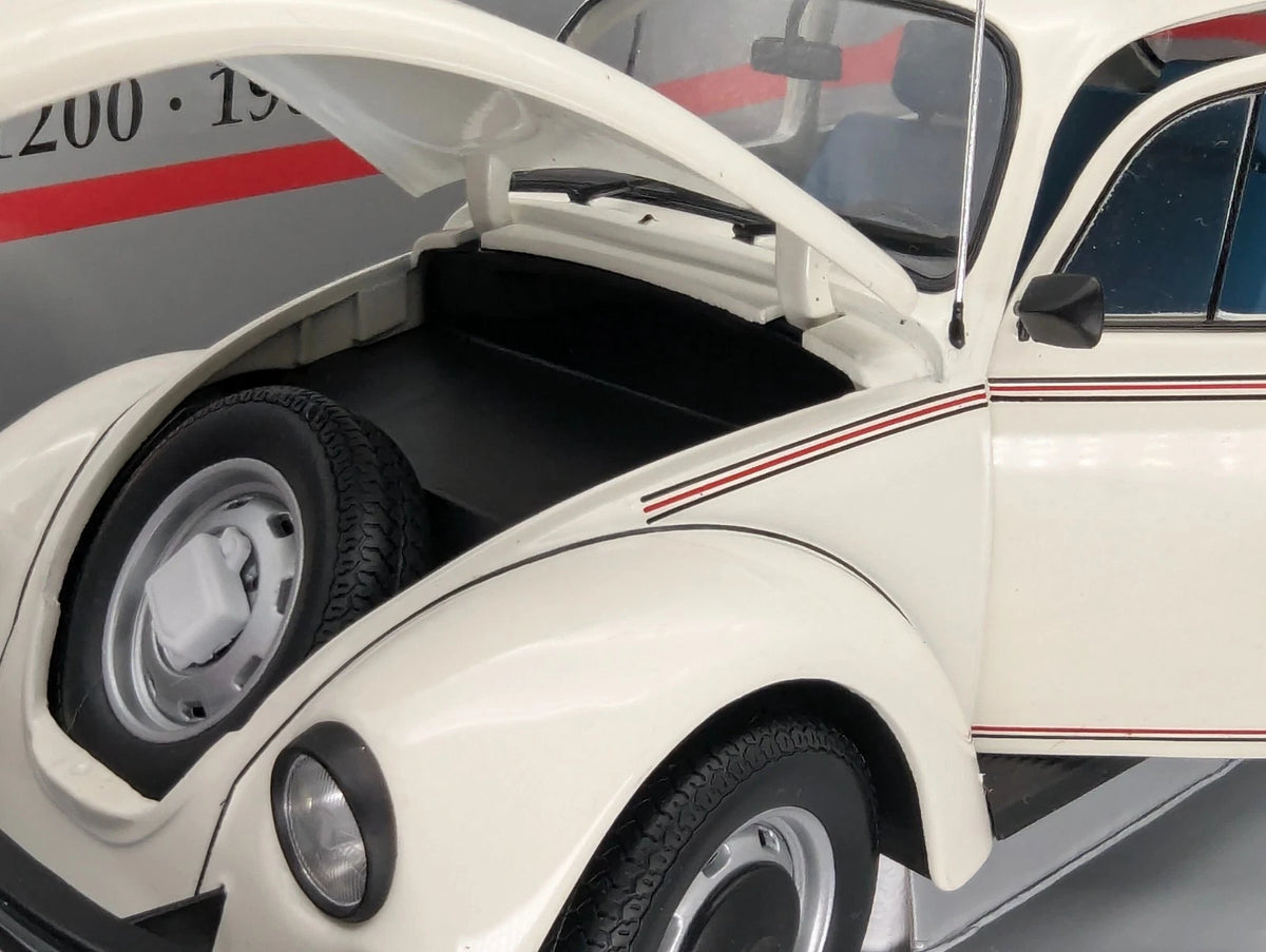 Modellautos 1:18 Minichamps Volkswagen VW Jeans Bug Käfer 1200 1983  Weiß OVP