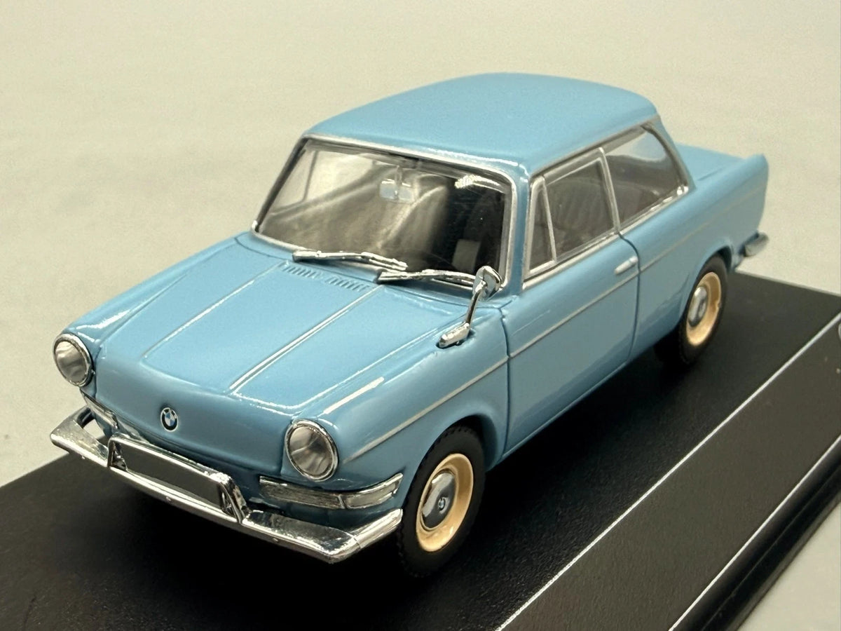 Modellautos 1:43 Minichamps BMW 700 mit OVP
