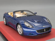 Modellautos 1:43 BBR Ferrari California 2008 Ltd 01/50 mit Vitrine + OVP
